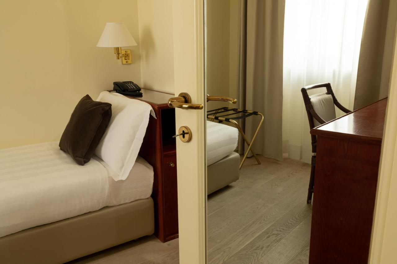 Hotel Enzo Porto Recanati Luaran gambar